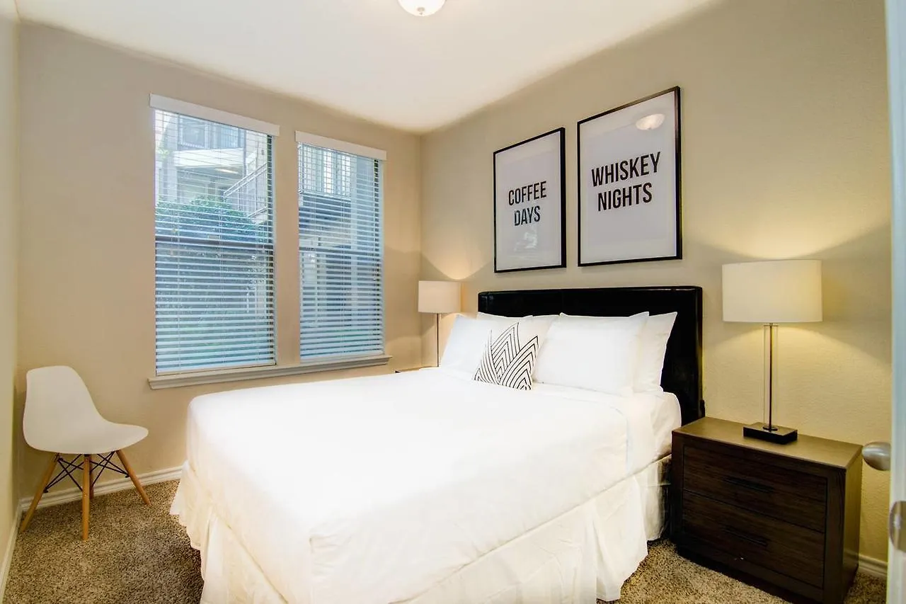 Heart Of Downtown Memphis! Sleeps 6! Apartment Memphis