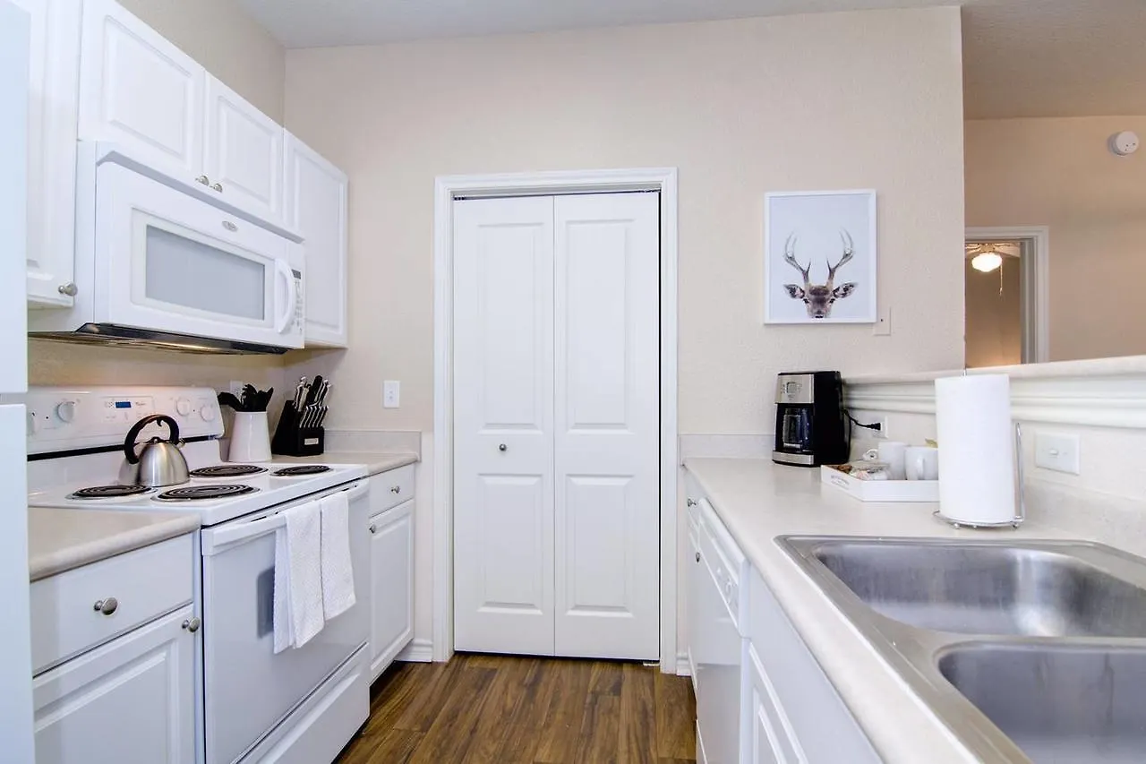 Heart Of Downtown Memphis! Sleeps 6! Apartment