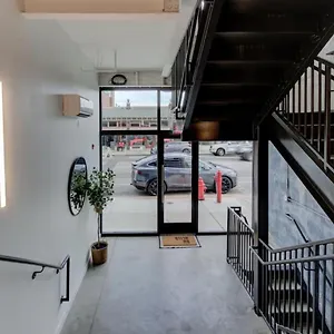 Historic Place In Downtown Apartment