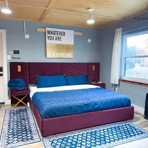 The Moose At Downtown & Victorian Village Appartement